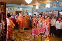 Божественная литургия в праздник иконы Божией Матери "Живоносный Источник"