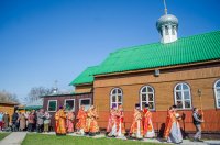 Божественная литургия в праздник иконы Божией Матери "Живоносный Источник"