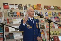 Участники международного турнира по интеллектуальным играм «Фавор» посетили Гомельскую областную универсальную библиотеку Участники международного турнира по интеллектуальным играм «Фавор» посетили Гомельскую областную универсальную библиотеку