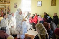 Преосвященнейший Стефан совершил чин освещения престола и храма вмч. Дмитрия Солунского