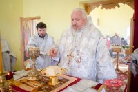 Преосвященнейший Стефан совершил чин освещения престола и храма вмч. Дмитрия Солунского