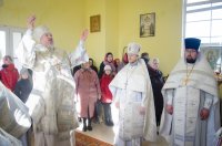 Преосвященнейший Стефан совершил чин освещения престола и храма вмч. Дмитрия Солунского