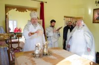 Преосвященнейший Стефан совершил чин освещения престола и храма вмч. Дмитрия Солунского