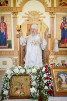 Преосвященнейший Стефан совершил чин освещения престола и храма вмч. Дмитрия Солунского