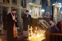 Вечернее богослужение в канун Радоницы, дня поминовения усопших Вечернее богослужение в канун Радоницы, дня поминовения усопших