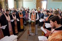 Вечернее богослужение в канун Радоницы, дня поминовения усопших Вечернее богослужение в канун Радоницы, дня поминовения усопших