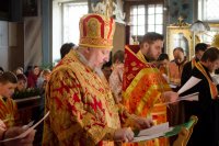 Божественная литургия во вторник 2-й седмицы по Пасхе, Радоницу