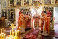 Божественная литургия во вторник 2-й седмицы по Пасхе, Радоницу