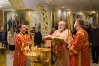  Божественная литургия в криптовом храме Свято-Петро-Павловском кафедрального собора