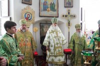 Преосвященный Стефан сослужил за Божественной литургией митрополиту Черниговскому и Новгород-Северскому Амвросию