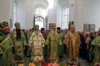 Преосвященный Стефан сослужил за Божественной литургией митрополиту Черниговскому и Новгород-Северскому Амвросию