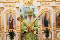 Преосвященный Стефан сослужил за Божественной литургией митрополиту Черниговскому и Новгород-Северскому Амвросию