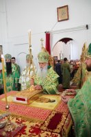 Преосвященный Стефан сослужил за Божественной литургией митрополиту Черниговскому и Новгород-Северскому Амвросию