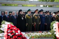 Преосвященнейший Стефан посетил митинг посвященный 72-летию Победы в Великой отечественной войне Преосвященнейший Стефан посетил митинг посвященный 72-летию Победы в Великой отечественной войне