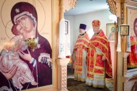 Божественная литургия в Неделю 4-ю по Пасхе, о расслабленном