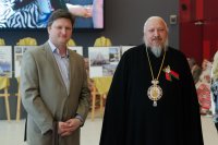 Преосвященнейший Стефан посетил торжественное собрание в Общественном - культурном центре