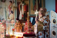 Божественная литургия в день Преполовения Пятидесятницы