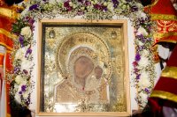 Крестный ход и Божественная литургия под открытым небом на территории бывшего Макарьевского монастыря