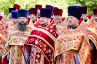 Крестный ход и Божественная литургия под открытым небом на территории бывшего Макарьевского монастыря