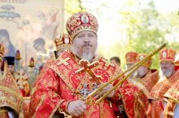 Крестный ход и Божественная литургия под открытым небом на территории бывшего Макарьевского монастыря