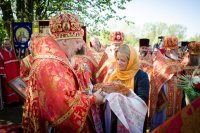 Крестный ход и Божественная литургия под открытым небом на территории бывшего Макарьевского монастыря