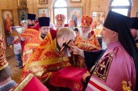 Божественная литургия в праздник иконы Божией Матери Свенской Божественная литургия в праздник иконы Божией Матери Свенской