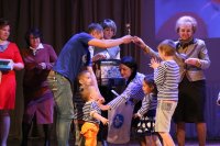 VI областной конкурс «Семья года» VI областной конкурс «Семья года»