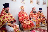 Божественная литургия в праздник иконы Божией Матери "Неупиваемая чаша"