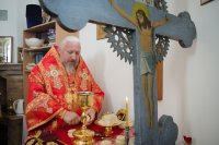 Божественная литургия в праздник иконы Божией Матери "Неупиваемая чаша"