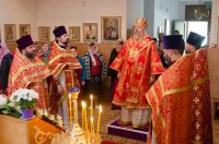 Божественная литургия в праздник иконы Божией Матери "Неупиваемая чаша"