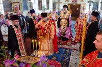 Божественная литургия в канун дня памяти свт. Николая Чудотворца Божественная литургия в канун дня памяти свт. Николая Чудотворца