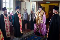 Божественная литургия в канун дня памяти свт. Николая Чудотворца Божественная литургия в канун дня памяти свт. Николая Чудотворца