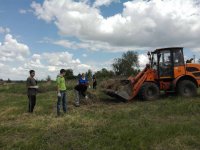 Уборка бывшего захоронения святого заступника земли Гомельской — праведного Иоанна Кормянского в деревне Огородня.