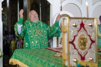 Божественная литургия в День Святой Живоначальной Троицы