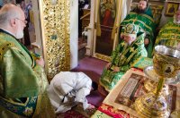 Божественная литургия в день третьего обретения главы Иоанна Предтечи Божественная литургия в день третьего обретения главы Иоанна Предтечи