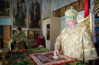 Божественная литургия в праздник иконы Божией Матери "Споручница грешных"