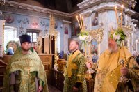 Божественная литургия в праздник иконы Божией Матери "Споручница грешных"