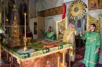 Божественная литургия в праздник иконы Божией Матери "Споручница грешных"