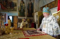 Божественная литургия в праздник Табынской и "Знамение" Курской-Коренной икон Божией Матери