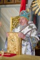 Божественная литургия в праздник Табынской и "Знамение" Курской-Коренной икон Божией Матери