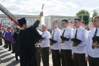 Преосвященнейший Стефан посетил торжественный выпуск офицеров-спасателей Преосвященнейший Стефан посетил торжественный выпуск офицеров-спасателей