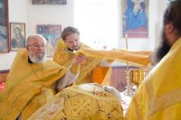 Преосвященный Стефан совершил  Божественную литургию в  храме свт. Николая Чудотворца в гп. Василевичи.