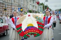 Преосвященнейший Стефан принял участие в торжественном митинге и шествии, посвященных Дню независимости Республики Беларусь