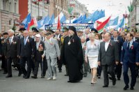 Преосвященнейший Стефан принял участие в торжественном митинге и шествии, посвященных Дню независимости Республики Беларусь