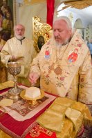 Божественная литургия в понедельник 5-й седмицы по Пятидесятнице