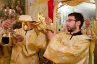 Божественная литургия в понедельник 5-й седмицы по Пятидесятнице