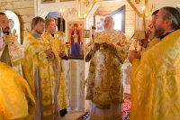 Божественная литургия в храме иконы Божией Матери "Отрада и утешение" в день памяти святых благоверных князей Петра и Февронии Муромских