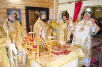 Божественная литургия в храме иконы Божией Матери "Отрада и утешение" в день памяти святых благоверных князей Петра и Февронии Муромских