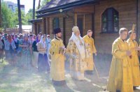 Божественная литургия в храме иконы Божией Матери "Отрада и утешение" в день памяти святых благоверных князей Петра и Февронии Муромских