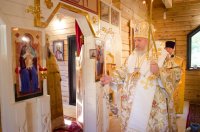 Божественная литургия в храме иконы Божией Матери "Отрада и утешение" в день памяти святых благоверных князей Петра и Февронии Муромских